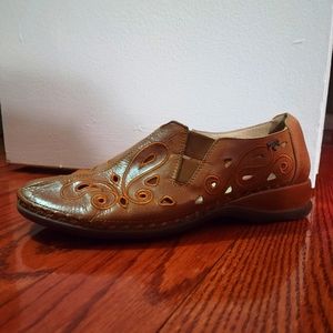 Pikolino Embellished Moccasin